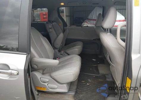 2013 Toyota Sienna Xle V6 8 Passenger из США, поврежденный, VIN 5TDYK3DC8DS337750